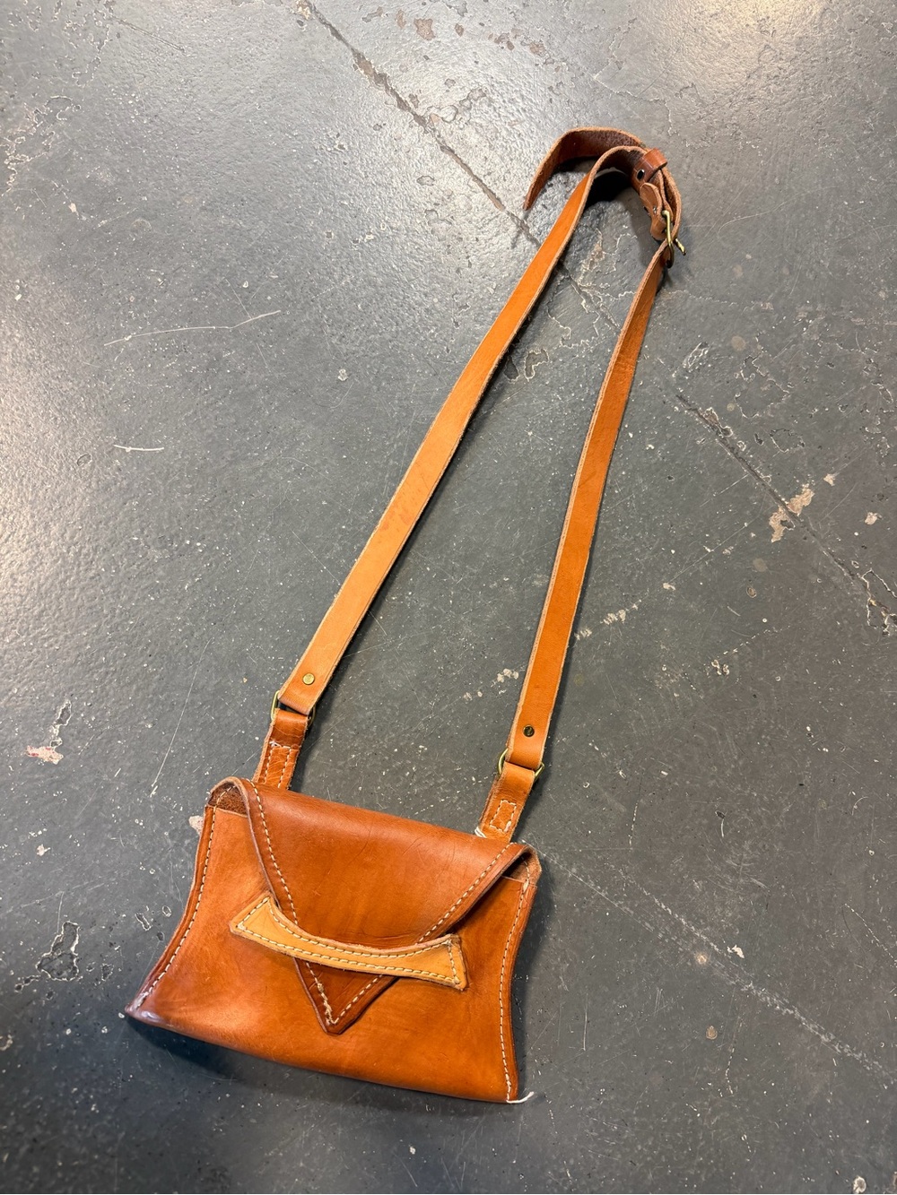 Vintage Classic Brown Leather Crossbody Purse